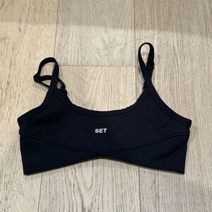black set active sports bra